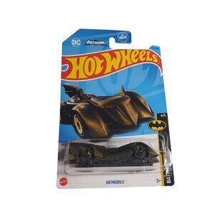 Hot Wheels Batman Batmobile Black Gold Edition Die-Cast 4/5 137/250 Mattel